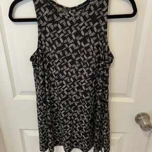 Banana Republic Black and White Tank Top Size Small